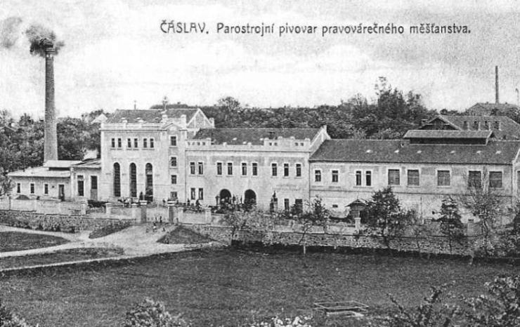 Pivovarska Restaurace Caslav Exterior photo